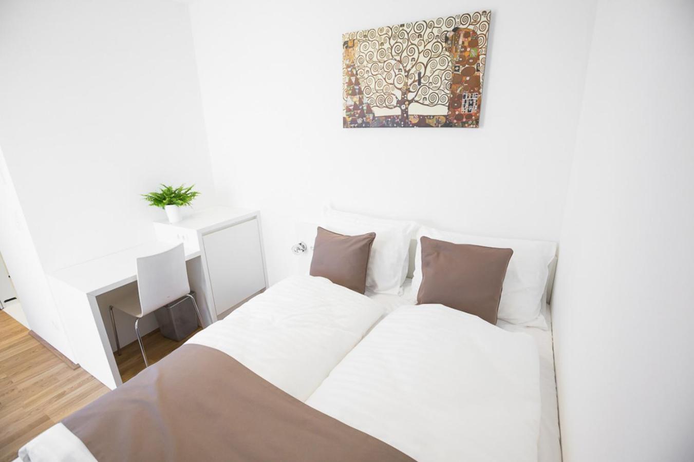 Shome Hotel Graz I Self Check-In I Free Parking Kültér fotó